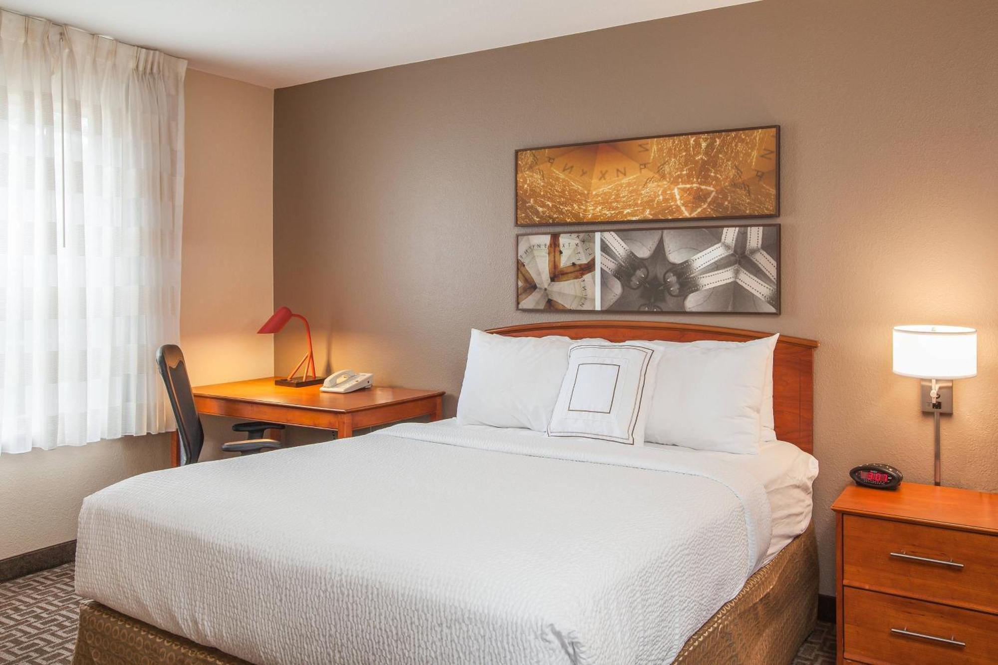 Towneplace Suites Houston Northwest Экстерьер фото