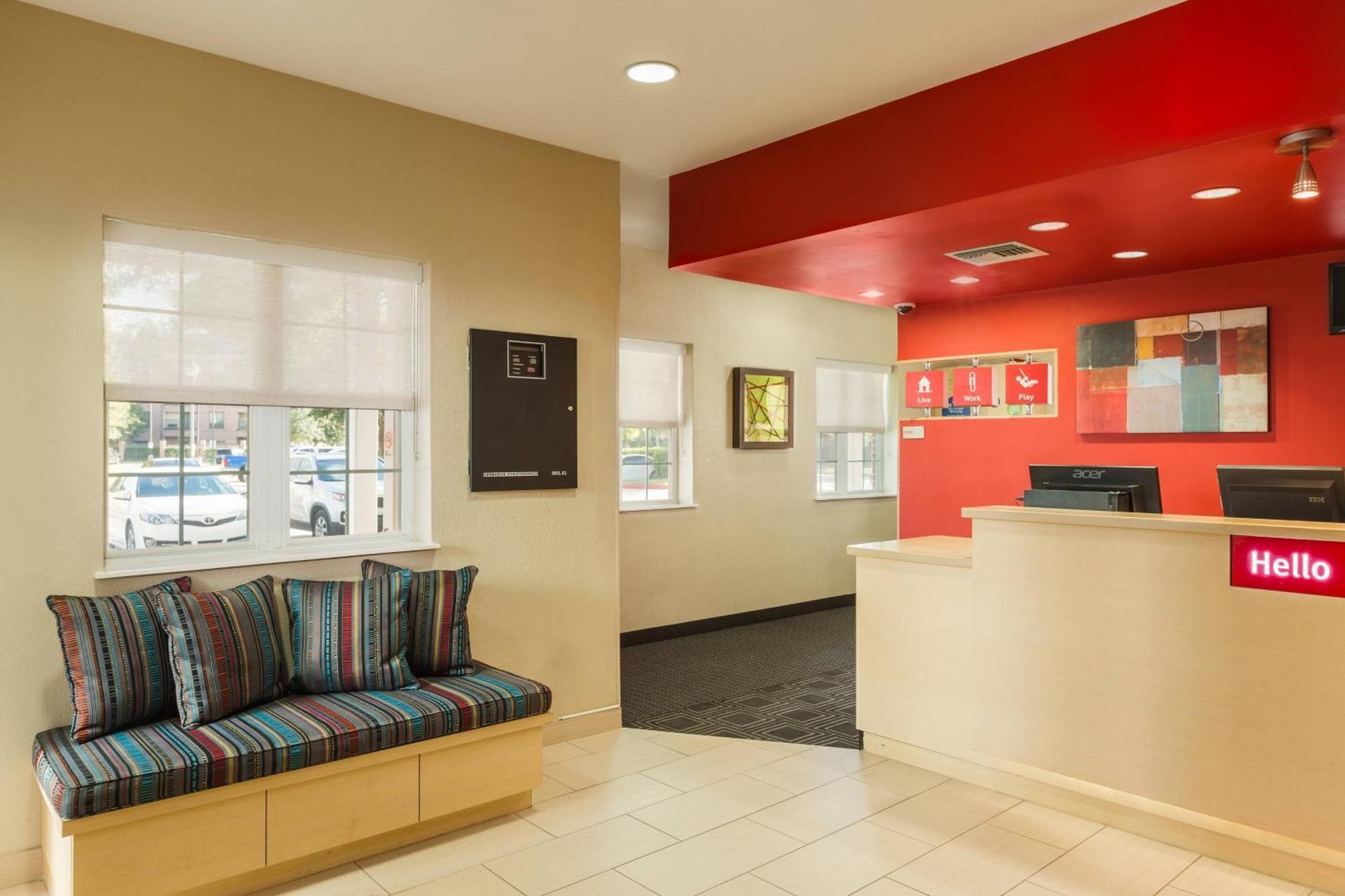 Towneplace Suites Houston Northwest Экстерьер фото
