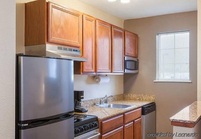 Towneplace Suites Houston Northwest Экстерьер фото